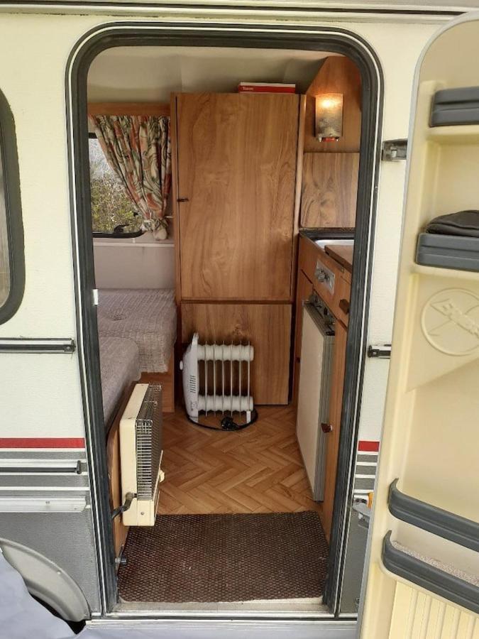 Sundial Cottage Eriba Caravan NWI Dış mekan fotoğraf